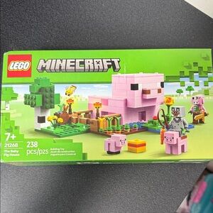 LEGO Minecraft Pig House Adventure Set